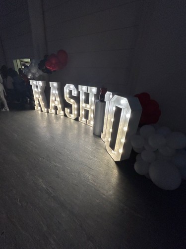 For hire 4ft light up - 4ft,