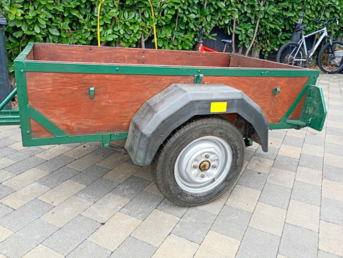 Car trailer - car,