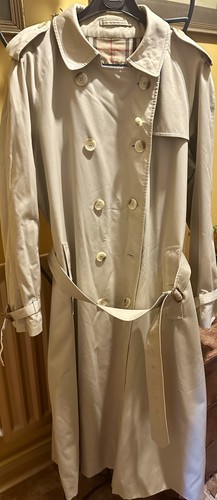 Vtg burberrys beige belted - burberrys,