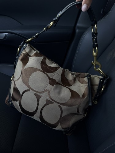 Coach carly signature - carly,