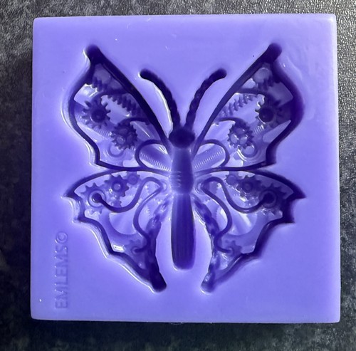 Emlems small butterfly - emlems,