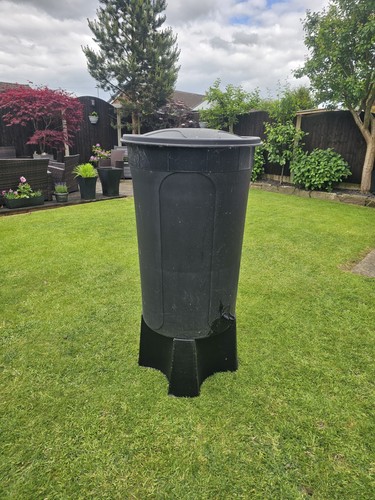 210 litre water - butt,, black