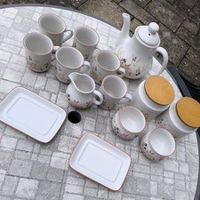 BOOTS HEDGE ROSE - 14 items as pictured 