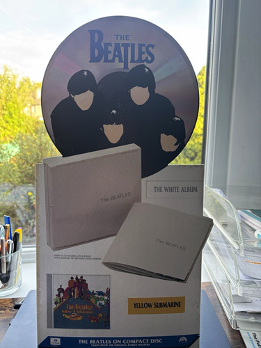 Beatles display standee white - display,