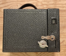 Kodak Brownie Antique Box Camera No 2 Model E 120 Film- With original case