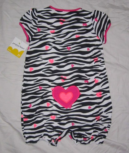 New girls jumping - jumping, zebra