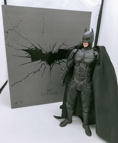 Hot toys batman the - toys, dark