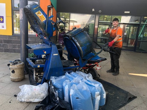 Hire forced action pan mixer - pan,