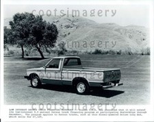 Wire Photo Deluxe Long Bed Datsun Pickup Truck