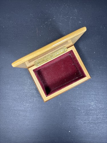 Wooden sorrento mayflower box - sorrento,