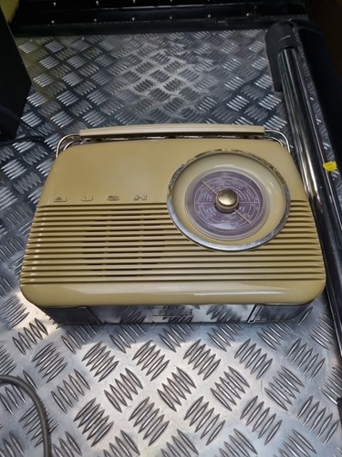 Vintage bush radio - radio, purple