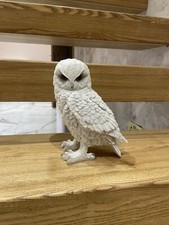 owl statue