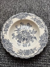 vintage Crown Ducal plate in the "Bristol" pattern