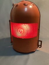 OLD FLASHING LANTERN RED LIGHT. KEROSENE OIL. RAILROAD SYSTEM. 11 INCHES HEIGHT