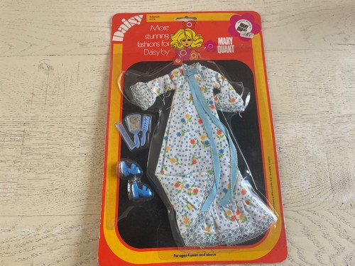 Daisy mary quant doll - mary,