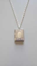 Locket Necklace Vintage Style