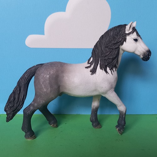 Schleich 13821 dapple - 13821, grey