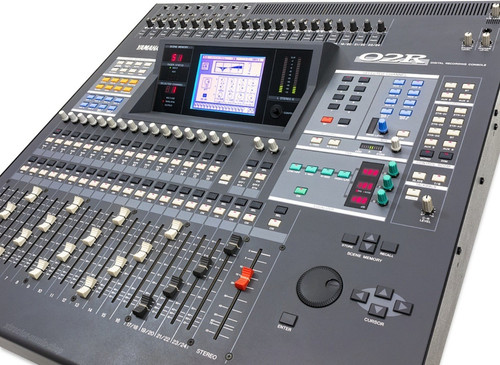 Yamaha 02r digital mixer 24 - 02r,