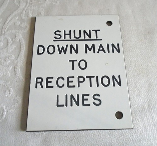 Traffolyte shunt down main to - traffolyte,