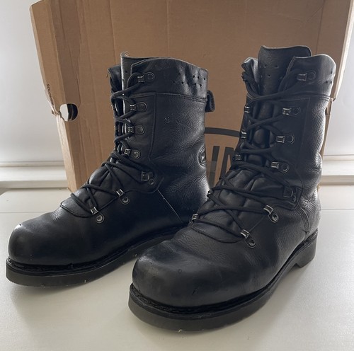Army surplus german - army,