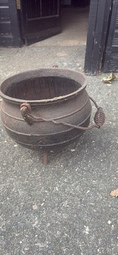 Cast iron three - cast,
