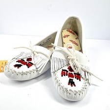 Minnetonka Women’s White