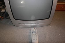 14 Inch Philips CRT Retro Gaming TV Monitor 240p RGB Scart Portable 14PT2002/05