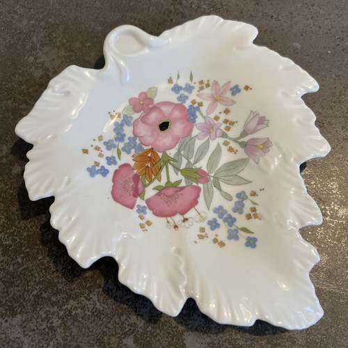 Vintage wedgwood meadow - vintage,