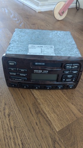 Ford stereo radio - 5000, rds