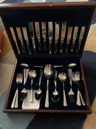 Beautiful cutlery set - , in