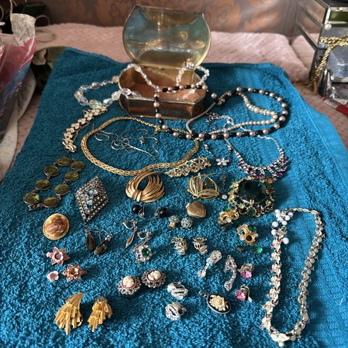 Job lot vintage costume - of,