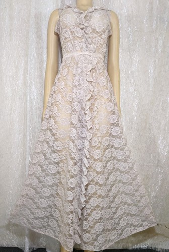 Vintage lace peignoir blush - lace,