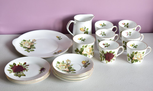 Elizabethan fine bone china - fine,
