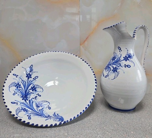 Blue and white cottage - white,