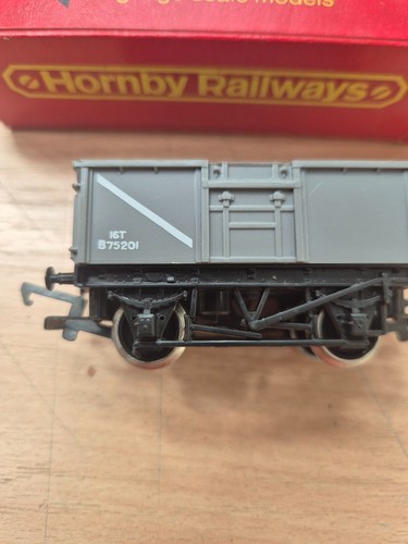 Hornby railways silver seal - silver,
