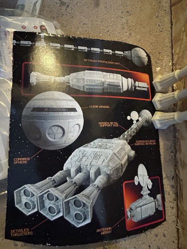2001 space odyssey discovery - 2001,