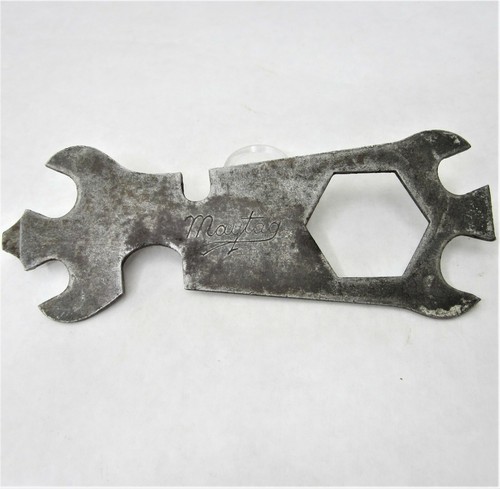 Antique maytag gas engine - antique,