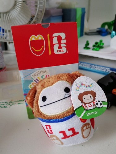 Mcdonalds happy meal - mcdonalds, world