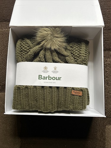 Barbour bobbly hat scarf set - &,