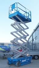 9.8m Genie GS-3246 Electric