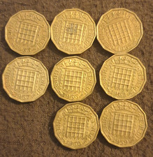 8 Queen Elizabeth 11 Era Three