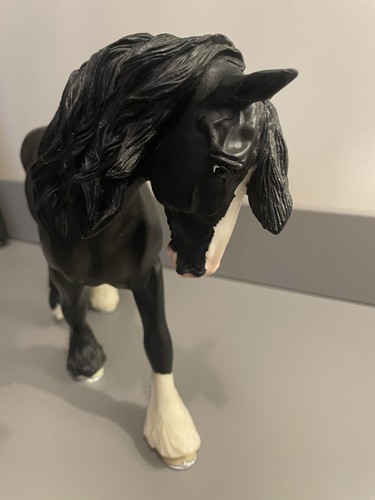 Breyer fox valley oliver - valley,