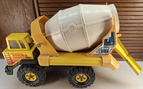Vintage 1980s tonka cement - vintage,