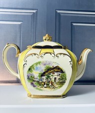 Vintage Sadler Cube Shaped Tea