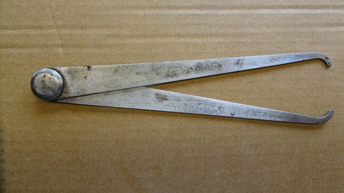 Pair buck hickman metal - of,