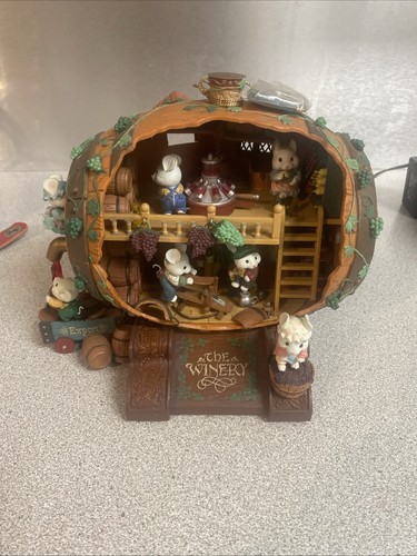 Vintage enesco mice grape - vintage,