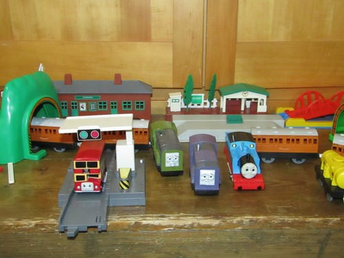 Tomy tomica world thomas - world,