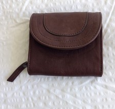 Fat Face brown leather purse.