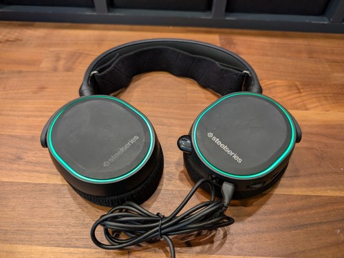 Steelseries arctis black - 5,