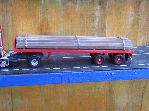 Corgi 40ft red - tandem, spread